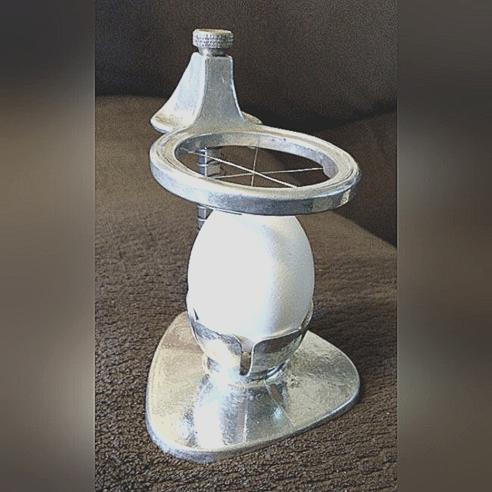 Collectible unique German hard eggs slicer
